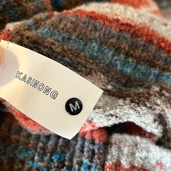 Kasinong NWT men’s sweater size medium - Picture 6 of 8